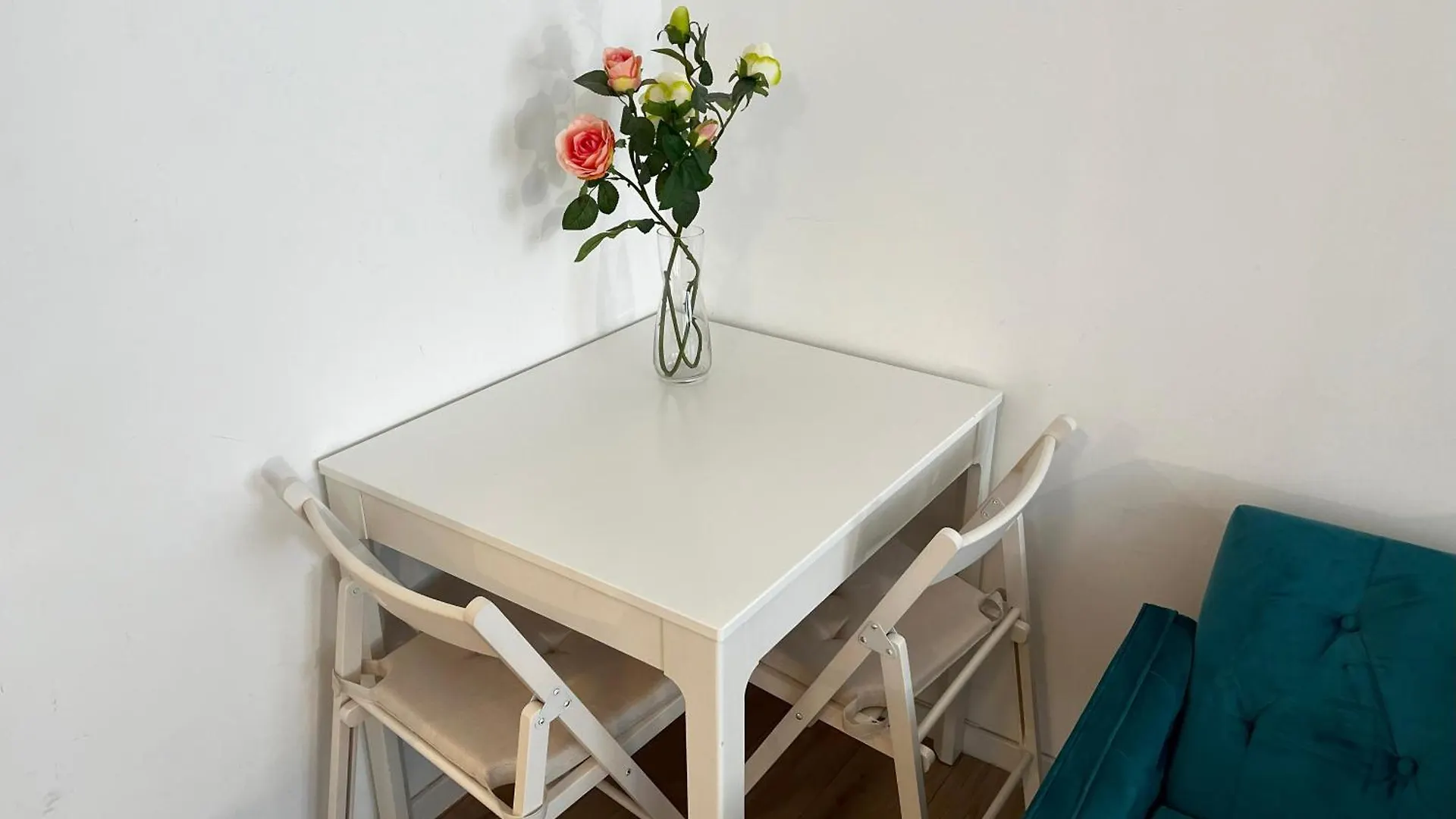 Stylish Apartment In Friesenplatz, Heart Of كولونيا