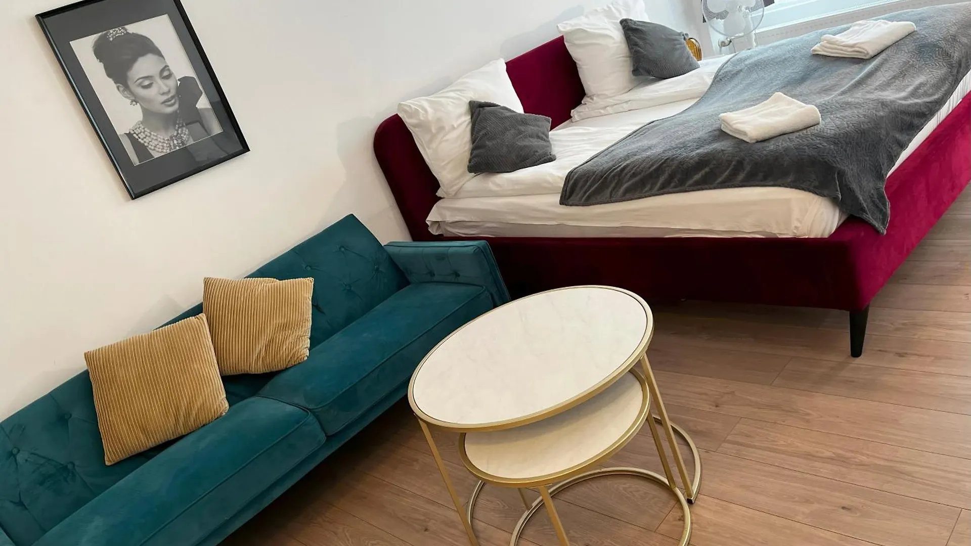 اتصالات Stylish Apartment In Friesenplatz, Heart Of Cologne 
