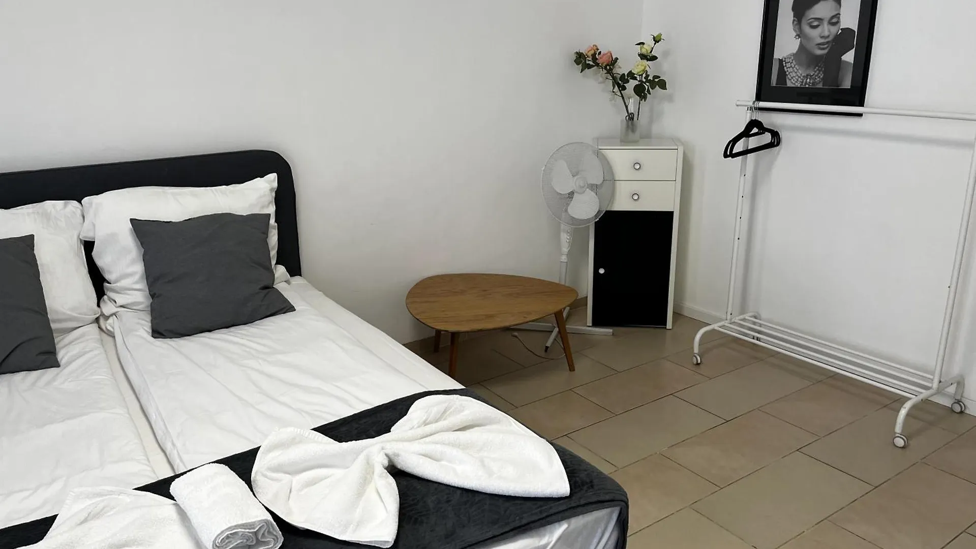 Stylish Apartment In Friesenplatz, Heart Of كولونيا ألمانيا