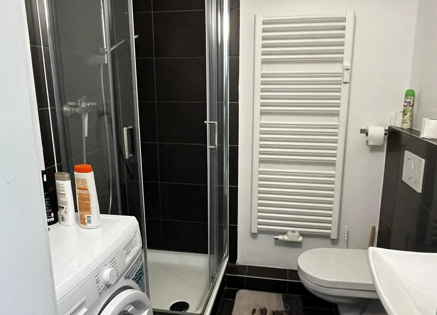 Stylish Apartment In Friesenplatz, Heart Of كولونيا ألمانيا